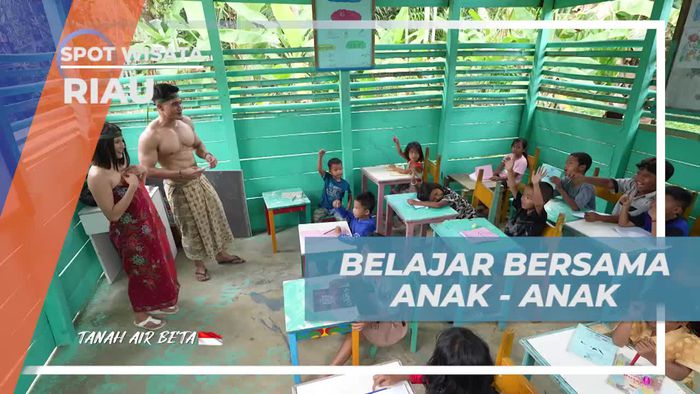 Belajar Bersama Anak-Anak di Dusun Tualang, Riau  