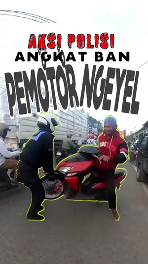 Video: Aksi Polantas Angkat Ban Pemotor Ngeyel yang Lawan Arah di Cibinong