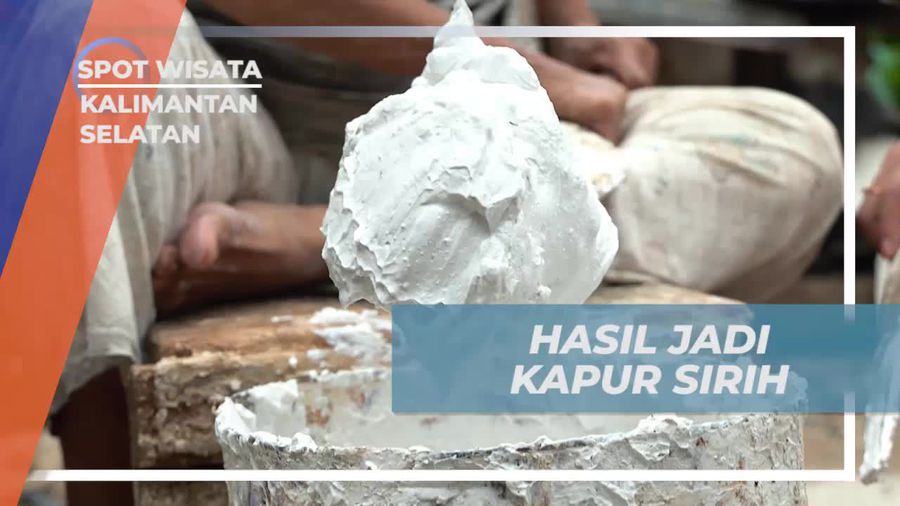 Mengolah Cangkang Kerang Menjadi Kapur Sirih di Kalimantan Selatan  