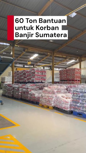 Video: Pendistribusian 60 Ton Bantuan Dompet Dhuafa-Foodstation ke Sumatera
