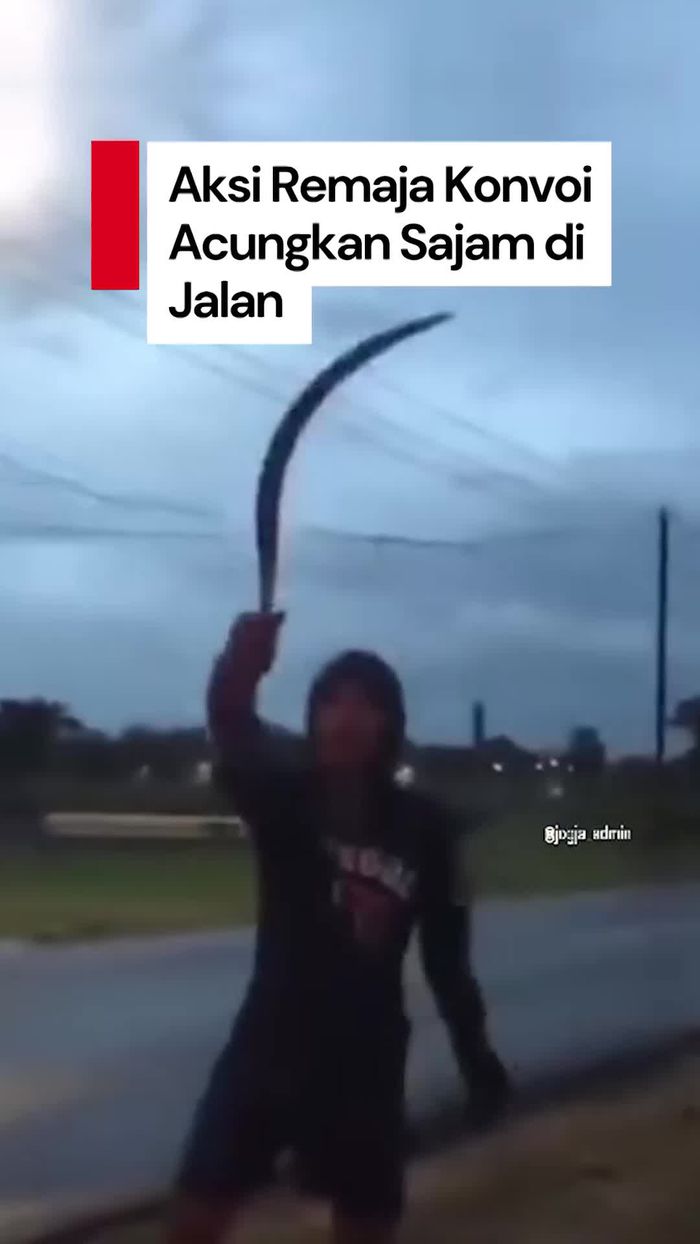 Video: Ganggu Banget! Remaja di Klaten Konvoi Sambil Acungkan Sajam