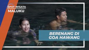 Melakukan Aktivitas Berenang dan Eksplorasi Kedalaman Goa Hawang di Maluku  