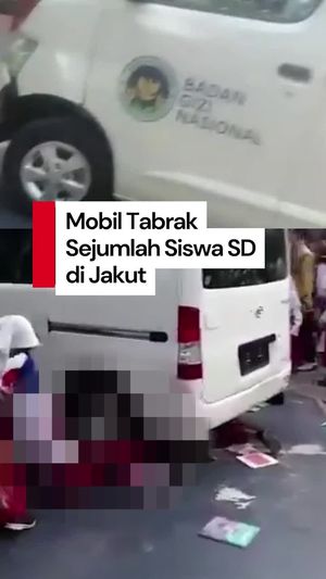 Video: Momen Histeris saat Mobil Tabrak Sejumlah Siswa SD di Cilincing Jakut