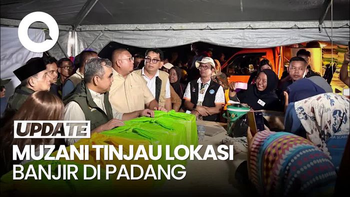 Video: Malam-malam Muzani Tinjau Lokasi Banjir Hanyutkan Rumah di Padang