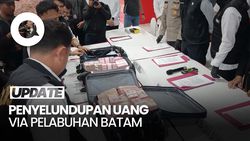 Video: 4 Orang Diamankan di Batam saat Hendak Selundupkan Uang Rp 7,7 M 