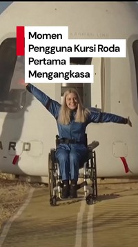 Video: Pengguna Kursi Roda Pertama yang Terbang ke Luar Angkasa