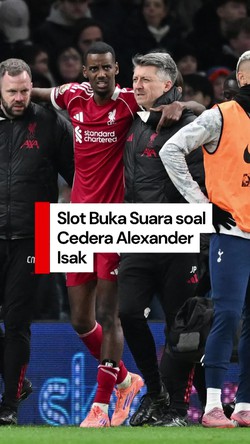 Video: Alexander Isak Cedera Berat, Slot Kritik Tekel Bek Tottenham