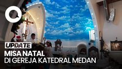 Video: Ribuan Umat Katolik Antusias Ikuti Misa Natal di Gereja Katedral Medan