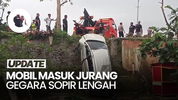 Video Mobil Masuk Jurang di Polanharjo Klaten gegara Liat Google Maps