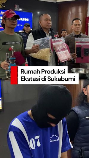 Video: Momen Polisi Gerebek Rumah Produksi Ekstasi Pink Lady di Sukabumi