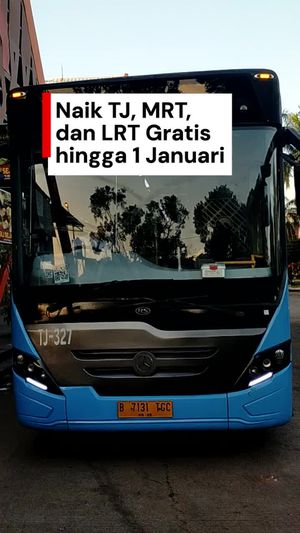 Video Pemprov DKI Gratiskan TransJakarta, MRT, dan LRT hingga 1 Januari 2026