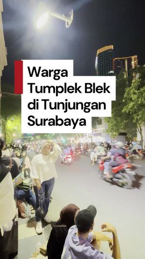 Video: Warga Padati Kawasan Tunjungan Surabaya di Malam Tahun Baru