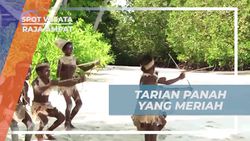 Menari Meriah untuk Menyambut Wisatawan di Raja Ampat  