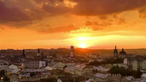 Video: Retret Kabinet di Hambalang, Murni Evaluasi Kinerja atau Konsolidasi Politik?