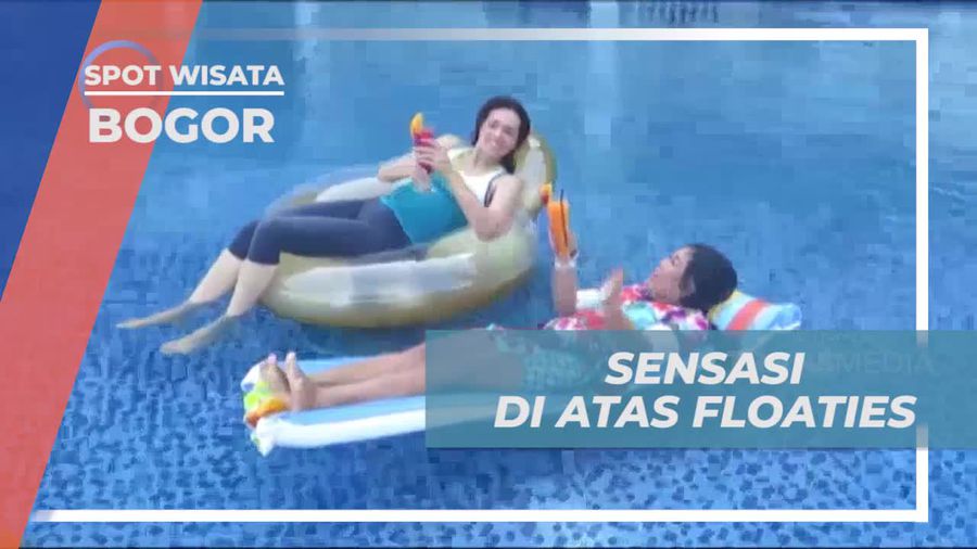 Bersantai di Atas Floaties Kolam Hotel Rancamaya, Bogor