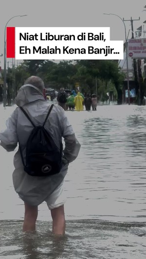 Video Momen Turis Asing di Legian Bali Niat Berlibur Malah Kena Banjir