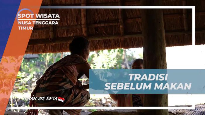 Menyaksikan Tradisi Unik Sebelum Makan di Desa Benteng None