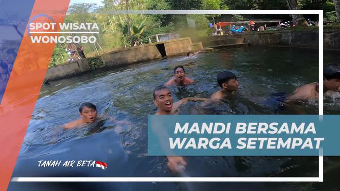 Bergembira Mandi Bersama Warga di Mata Air Mudal, Wonosobo