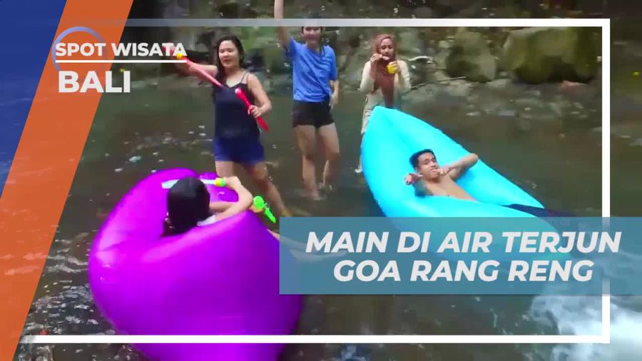 Bermain dan Menyegarkan Diri di Air Terjun Goa Rang Reng, Bali