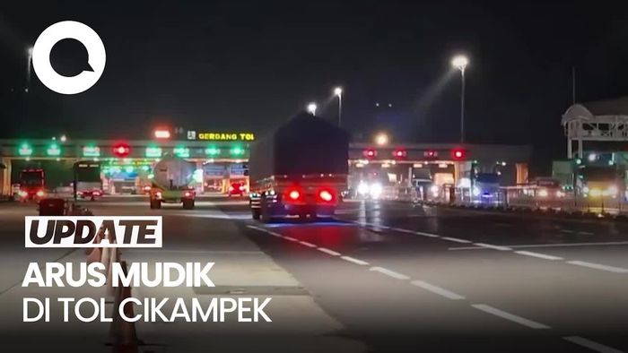 Video Arus Mudik di Tol Jakarta-Cikampek Ramai Lancar Malam Ini