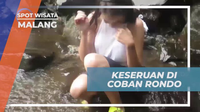 Bermain Air di Air Terjun Coban Rondo, Malang