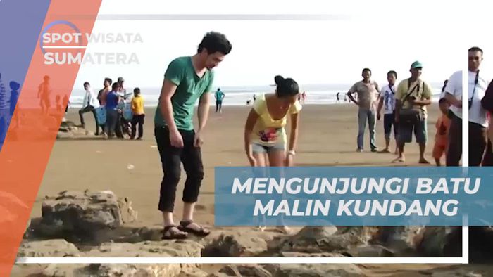 Mengunjungi Batu Malin Kundang di Pantai Air Manis Sumatera yang Populer dan Menarik