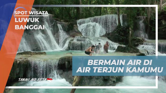 Bermain Air Segar di Air Terjun Kamumu, Luwuk Banggai