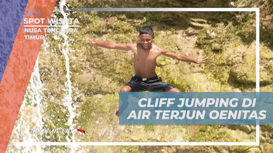 Mencoba Cliff Jumping di Air Terjun Oenitas, Nusa Tenggara Timur