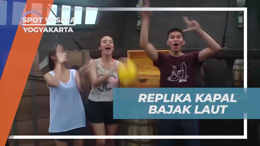 Menemukan Replika Kapal Bajak Laut di Yogyakarta 
