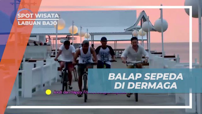 Mengikuti Balapan Sepeda Seru di Dermaga Putih Labuan Bajo
