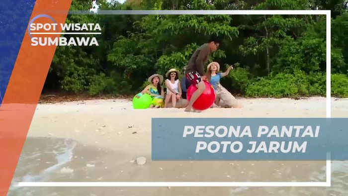 Pesona Pantai Poto Jarum di Pulau Moyo, Sumbawa