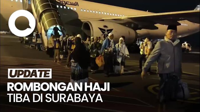 Video: Rombongan Kloter Pertama Haji Embarkasi Surabaya Tiba di Tanah Air