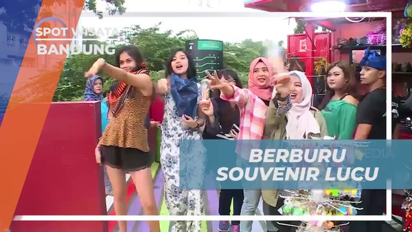 Serunya Berburu Souvenir Lucu di Teras Cihampelas, Bandung