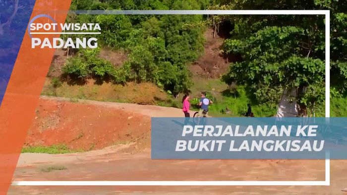 Berpetualang ke Bukit Langkisau untuk Paralayang di Padang