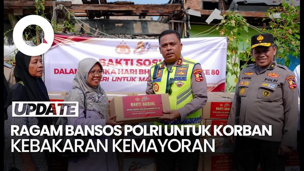 Video Kakorlantas Salurkan Bansos Polri ke Korban Kebakaran Kemayoran 
