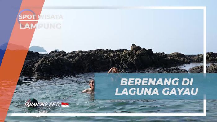 Berenang dan Bersuka Ria di Laguna Gayau, Lampung