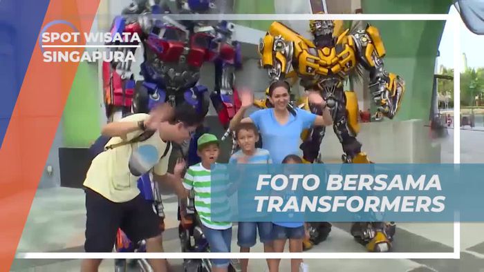 Bertarung Bersama Transformers di Universal Studio, Singapura