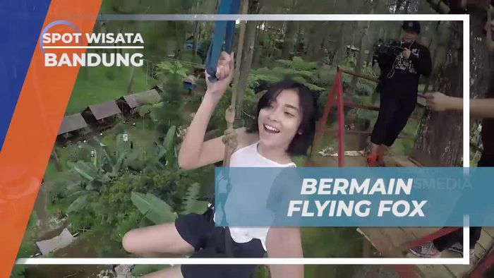 Mencoba Tantangan Flying Fox di Grafika Cikole, Bandung
