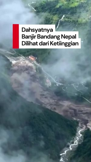 Video Rekaman Dahsyatnya Banjir Bandang Sapu Nepal
