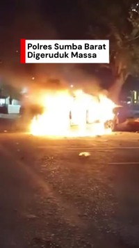 Video: Polres Sumba Barat Digeruduk Massa Buntut Polisi Tembak Pencuri Ternak