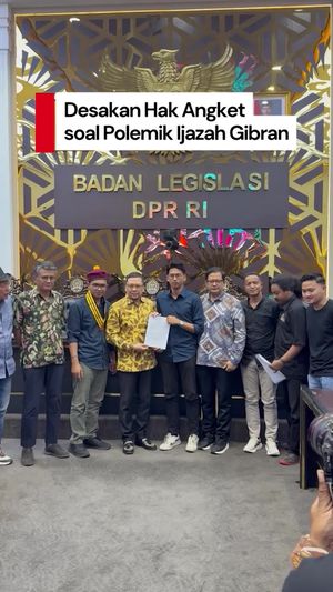 Video: Doli Golkar Terima Audiensi Permintaan Hak Angket soal Polemik Ijazah Gibran